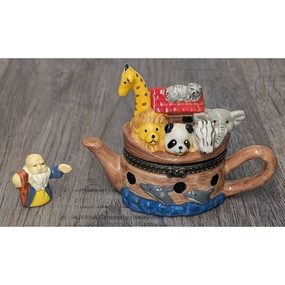 Noahs Ark Ceramic Trinket Chest Tea Pot with Little Noah Figure Inside